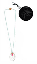 Load image into Gallery viewer, Short necklace with pendant of a crystal stone.